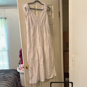 Old Navy white V-Neck Cap Sleeve Sundress